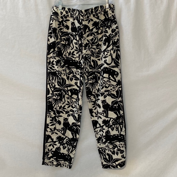 Anthropologie Maeve Tenley Jogger, Black Panther print - Picture 6 of 7